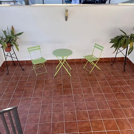 Atico Con Terraza- Solarium Appartement Écija Buitenkant foto