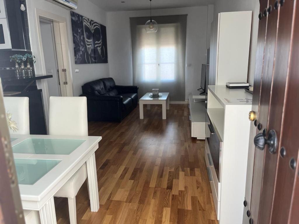Atico Con Terraza- Solarium Appartement Écija Buitenkant foto